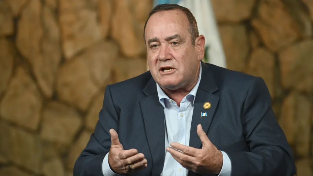 Alejandro Giammattei Presiden Guatemala