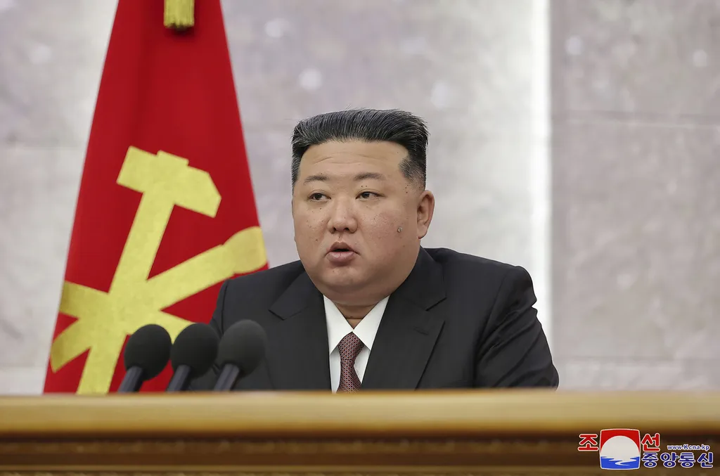 Kim Jong-un Pemimpin Korea Utara