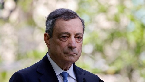 Mario Draghi Perdana Menteri Italia